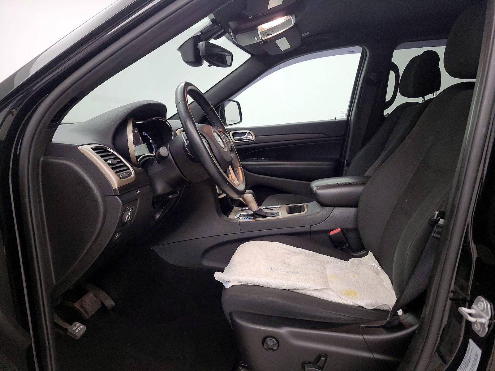 Power Seat(s) & Side Airbags