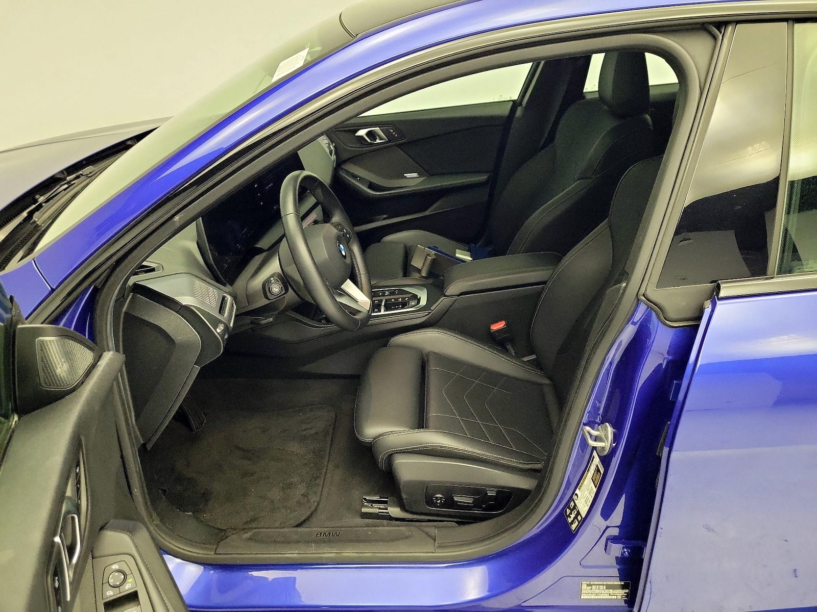Power Seat(s) & Side Airbags