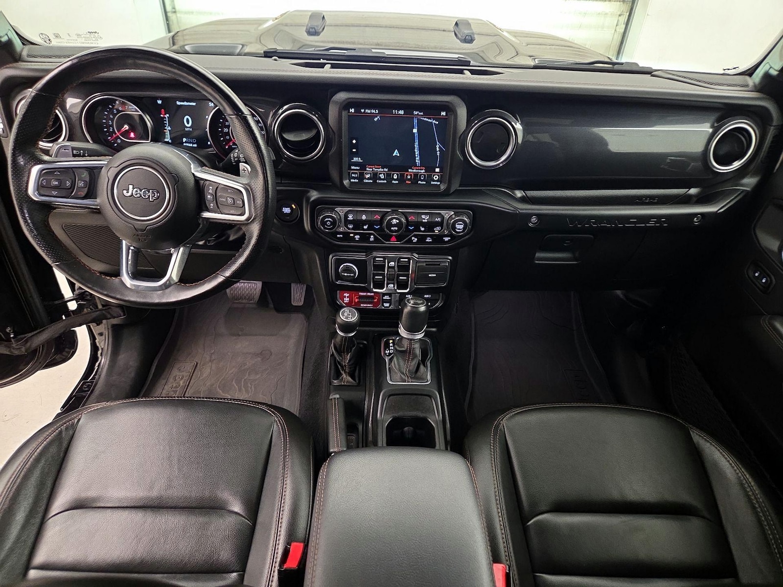 Apple CarPlay® & Android Auto™