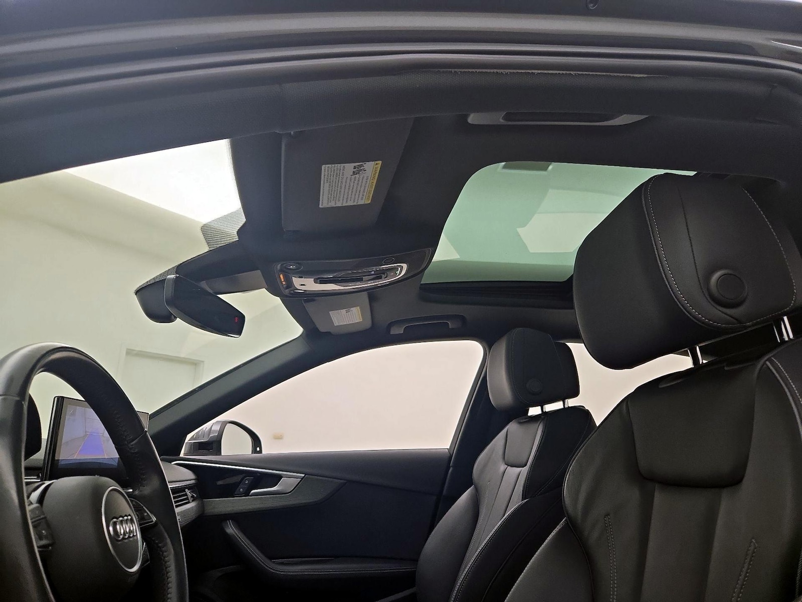 Sunroof(s) & Overhead Airbags
