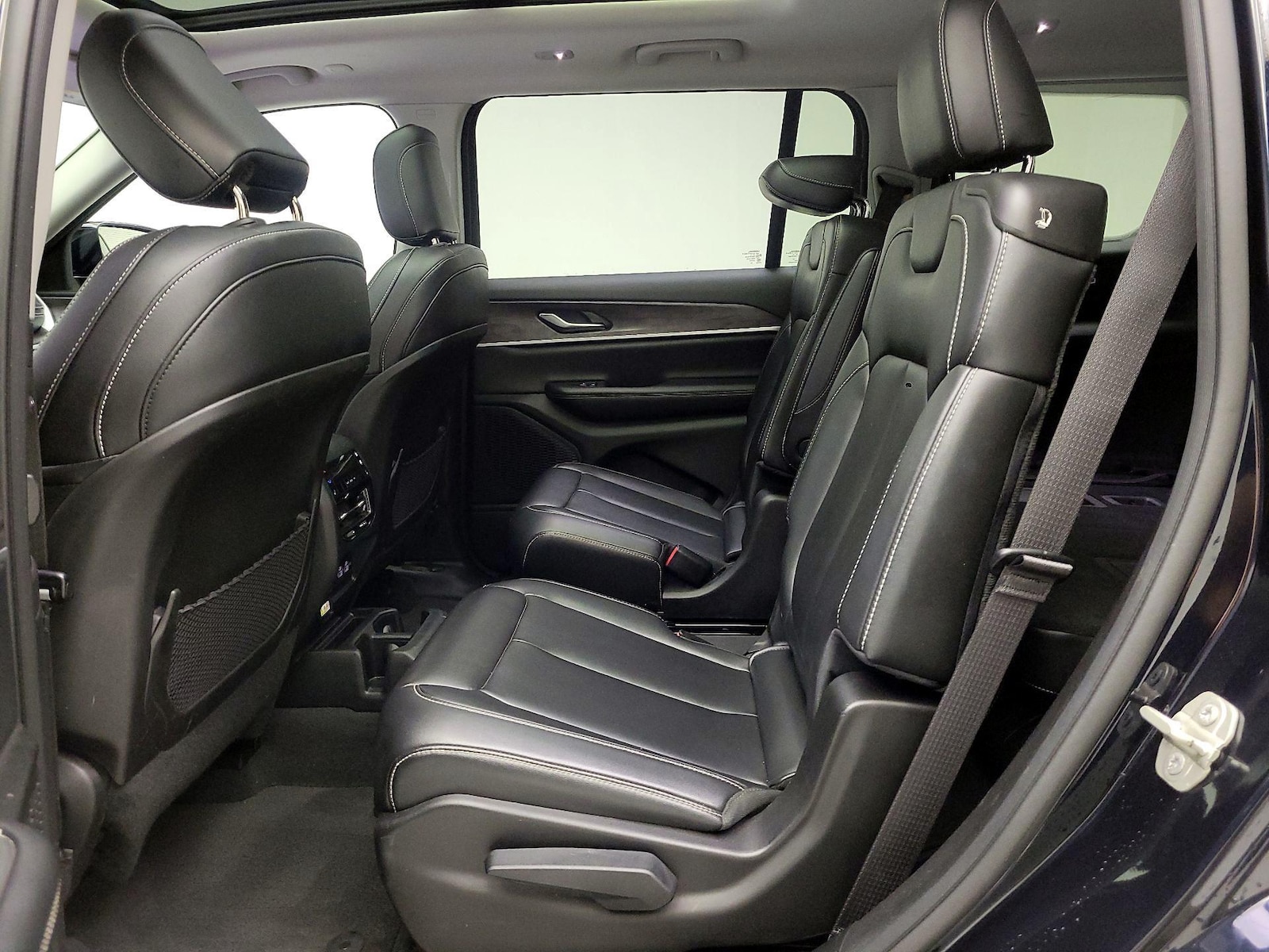 Rear Air Conditioning