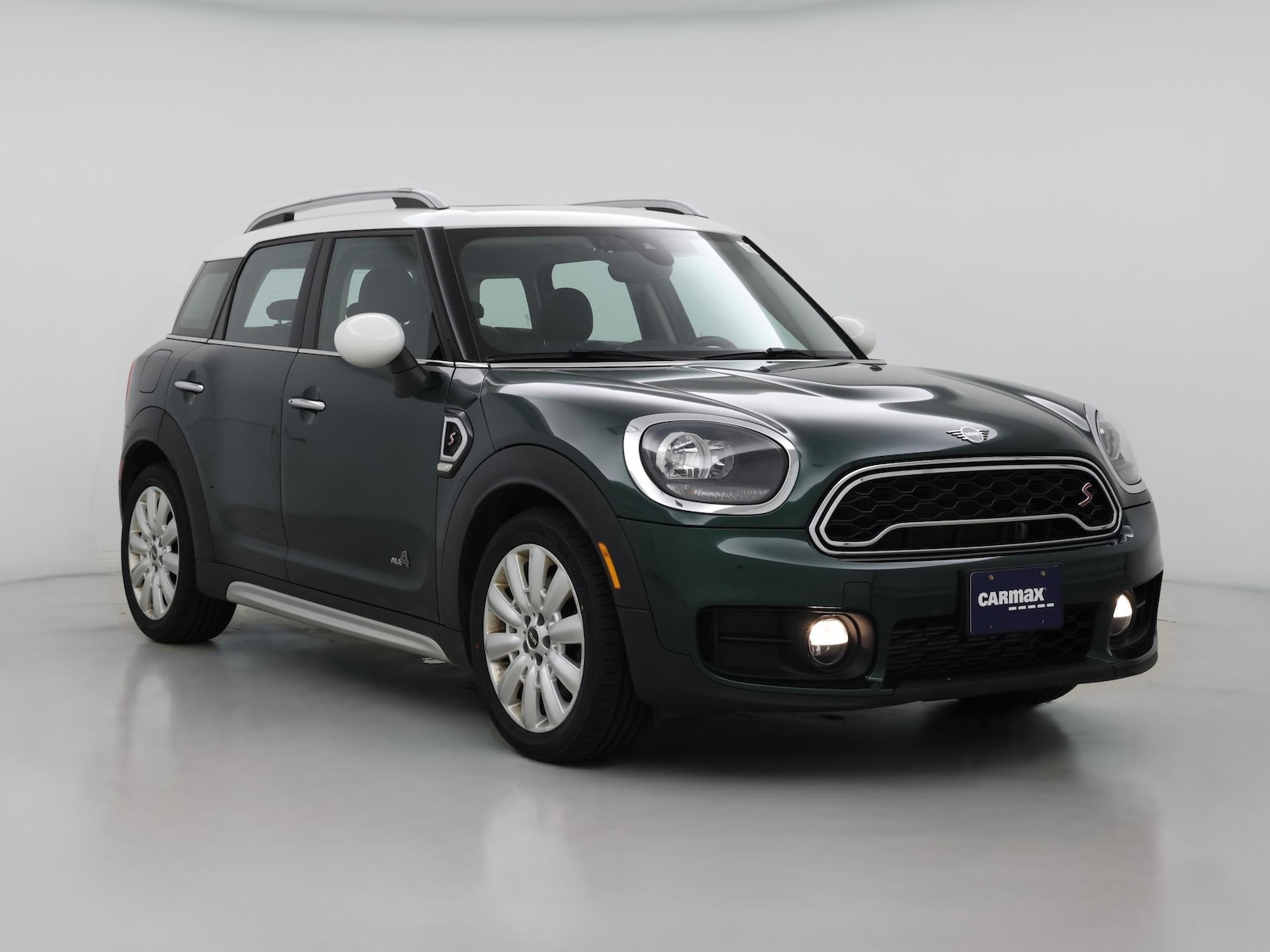 Parking Sensors & 4WD/AWD