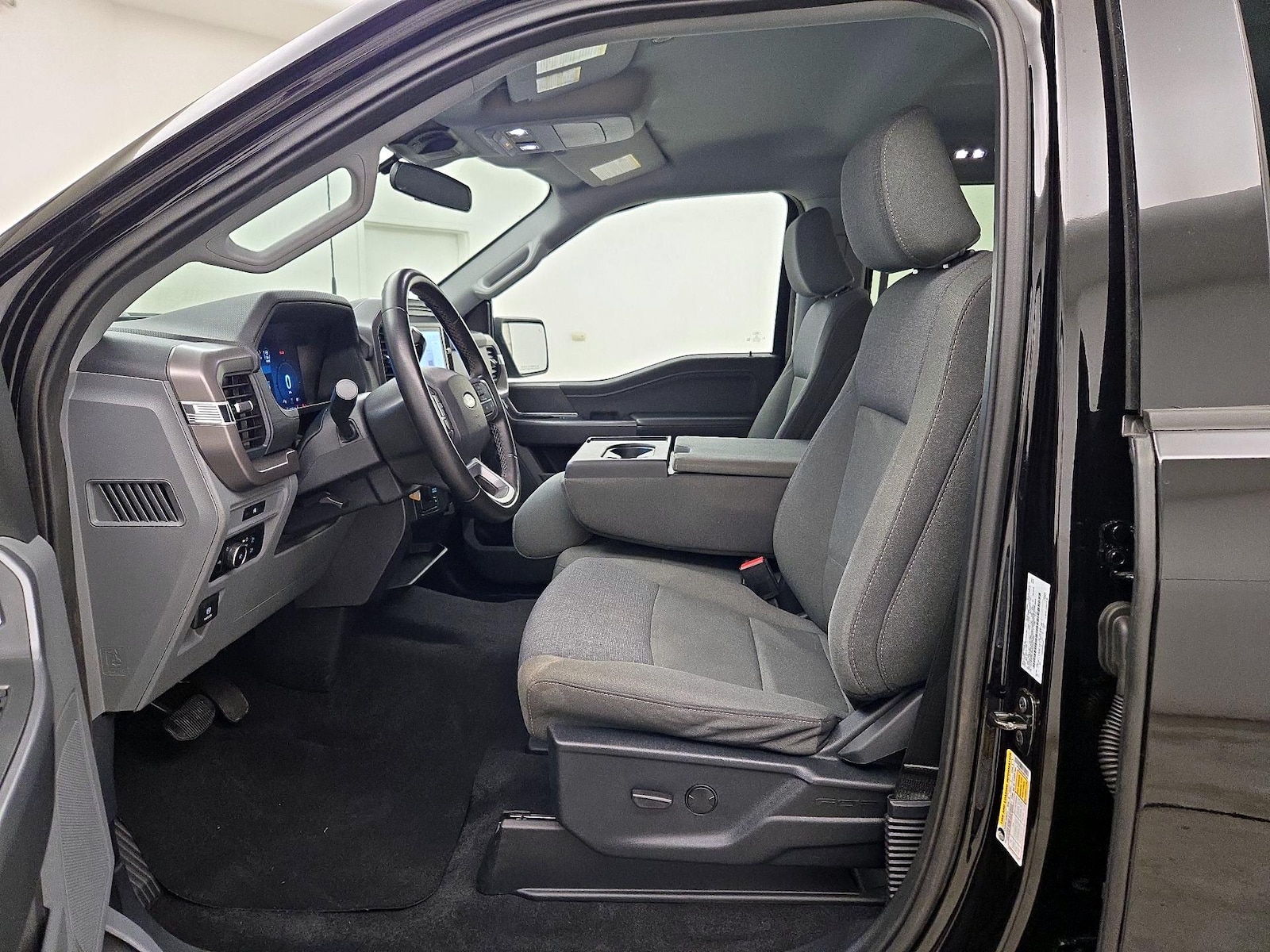 Power Seat(s) & Side Airbags