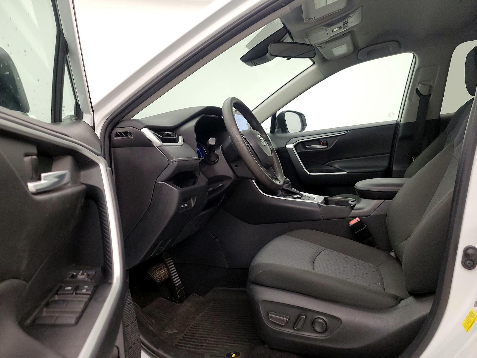 Power Seat(s) & Side Airbags
