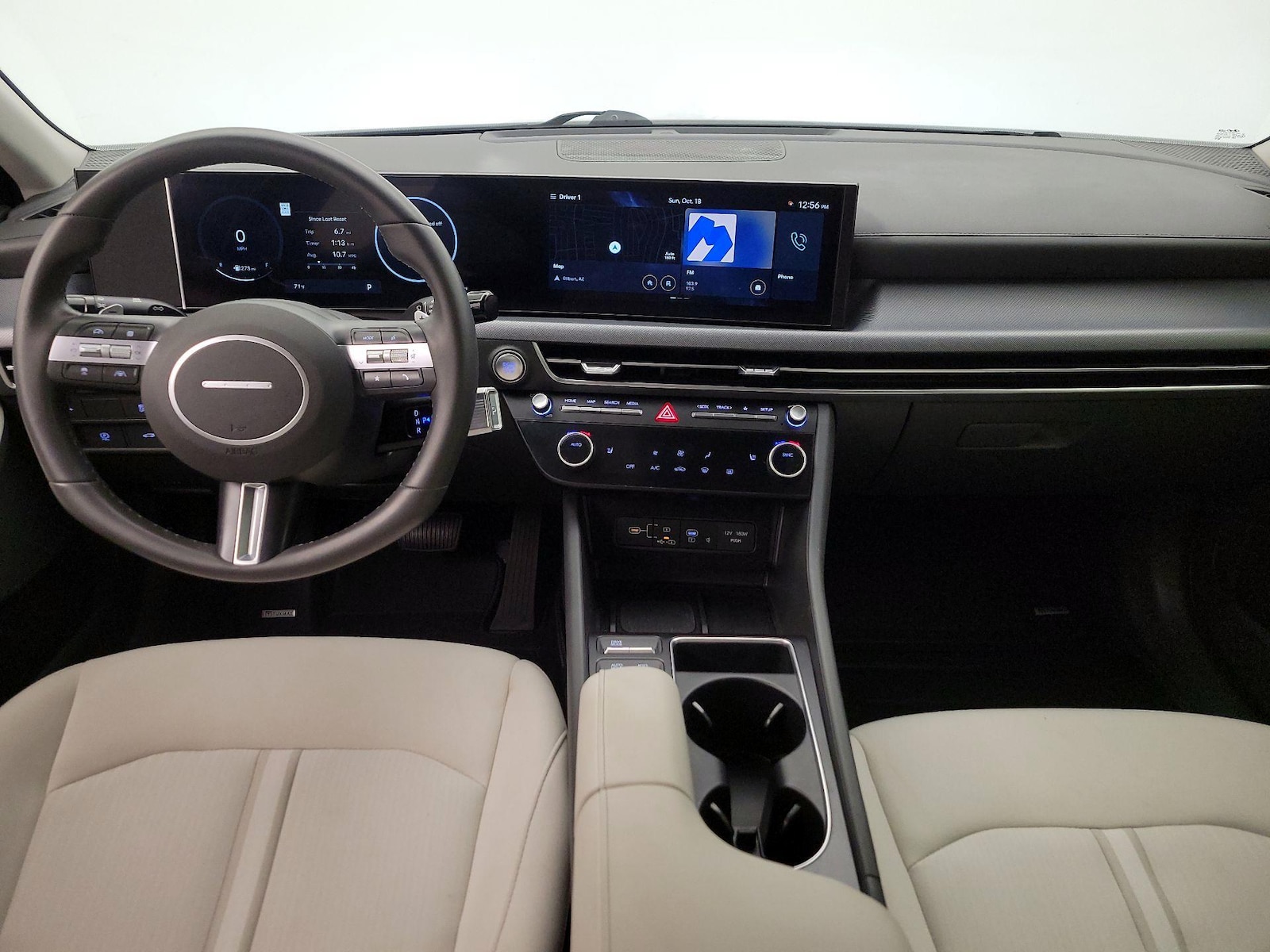 Apple CarPlay® & Android Auto™