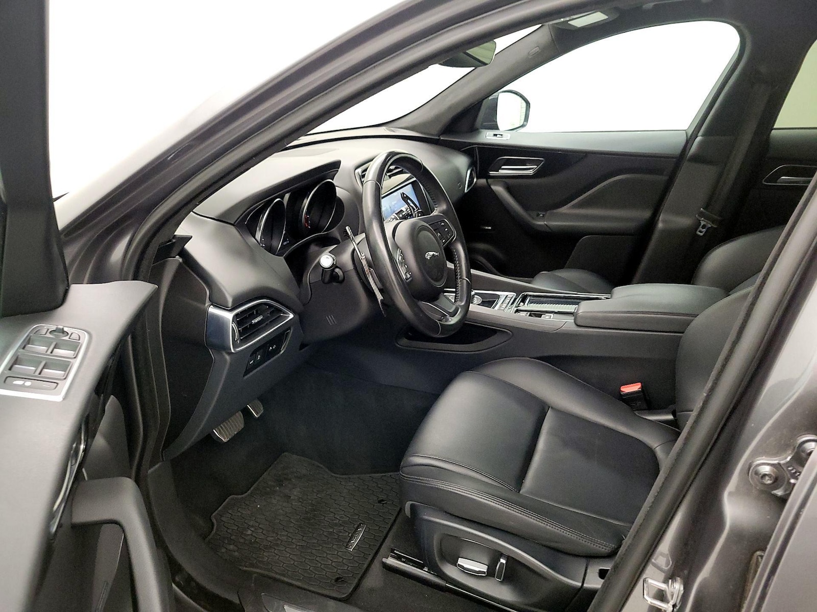 Power Seat(s) & Side Airbags