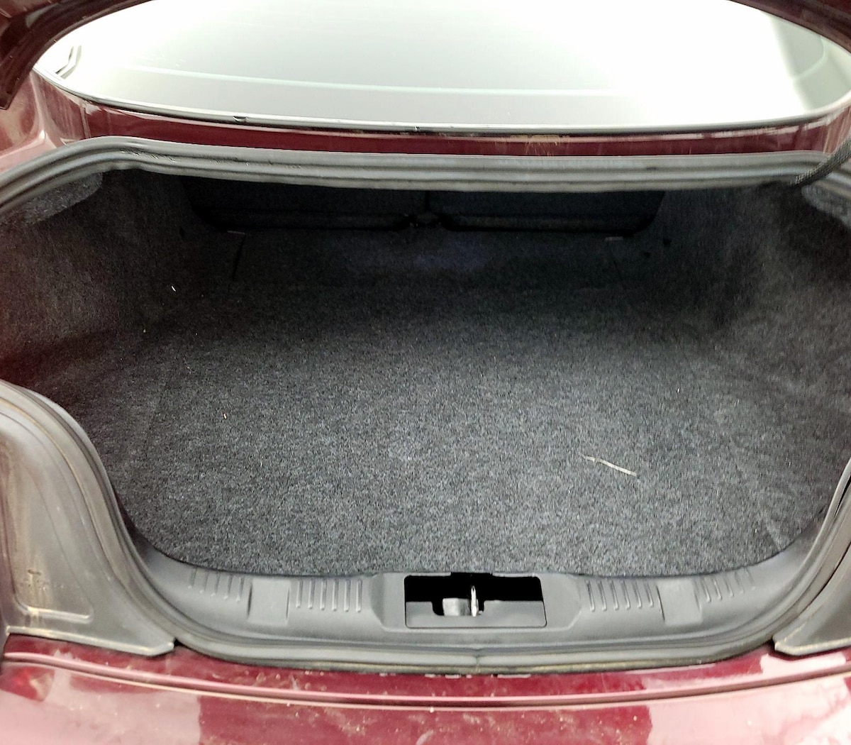 Trunk/Cargo (Seats Up)