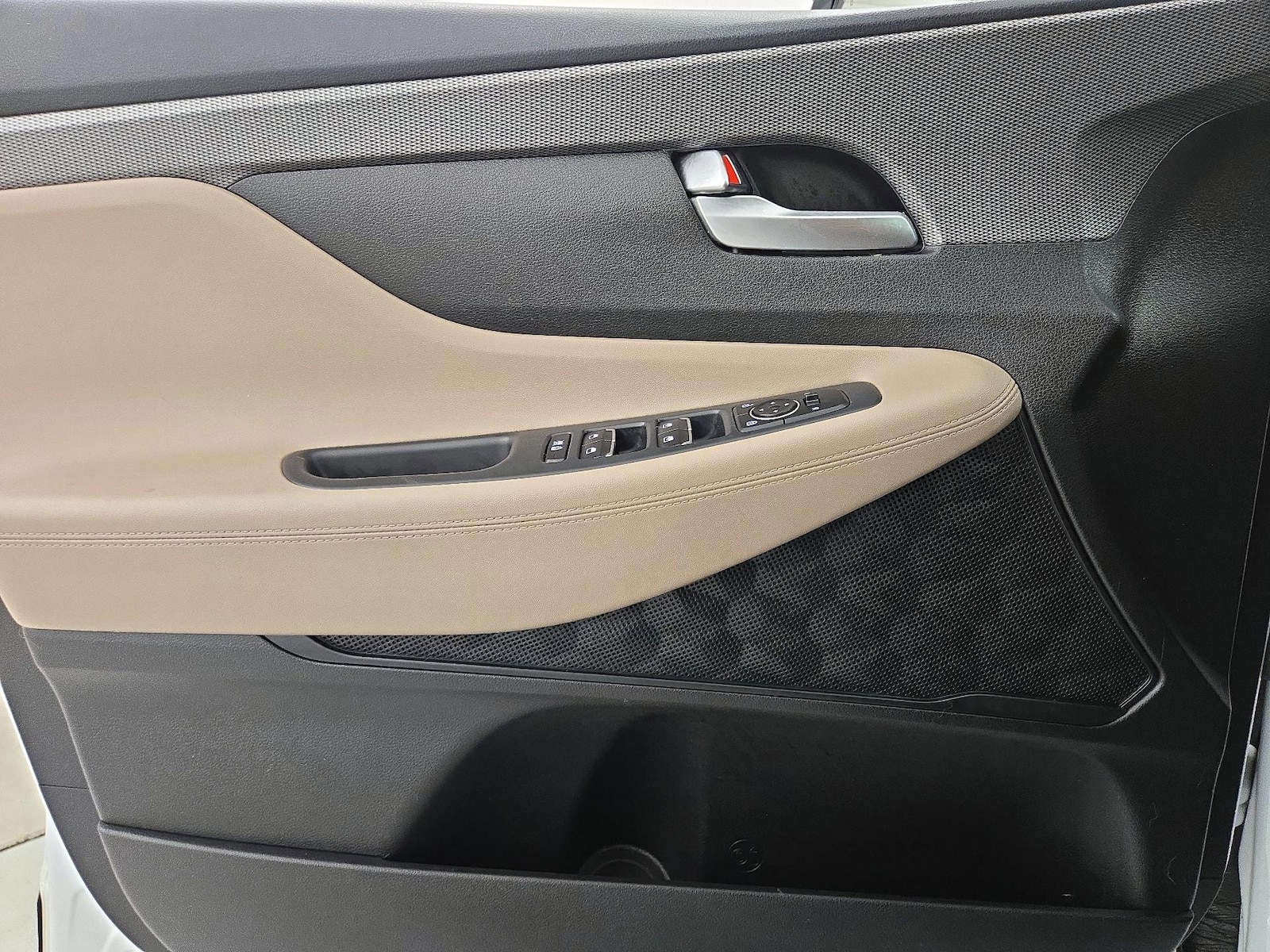 2020 Hyundai Santa Fe SEL - Photo 13