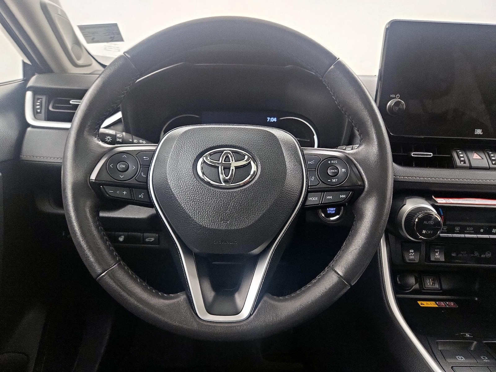 2025 Toyota RAV4 XLE Premium - Photo 11