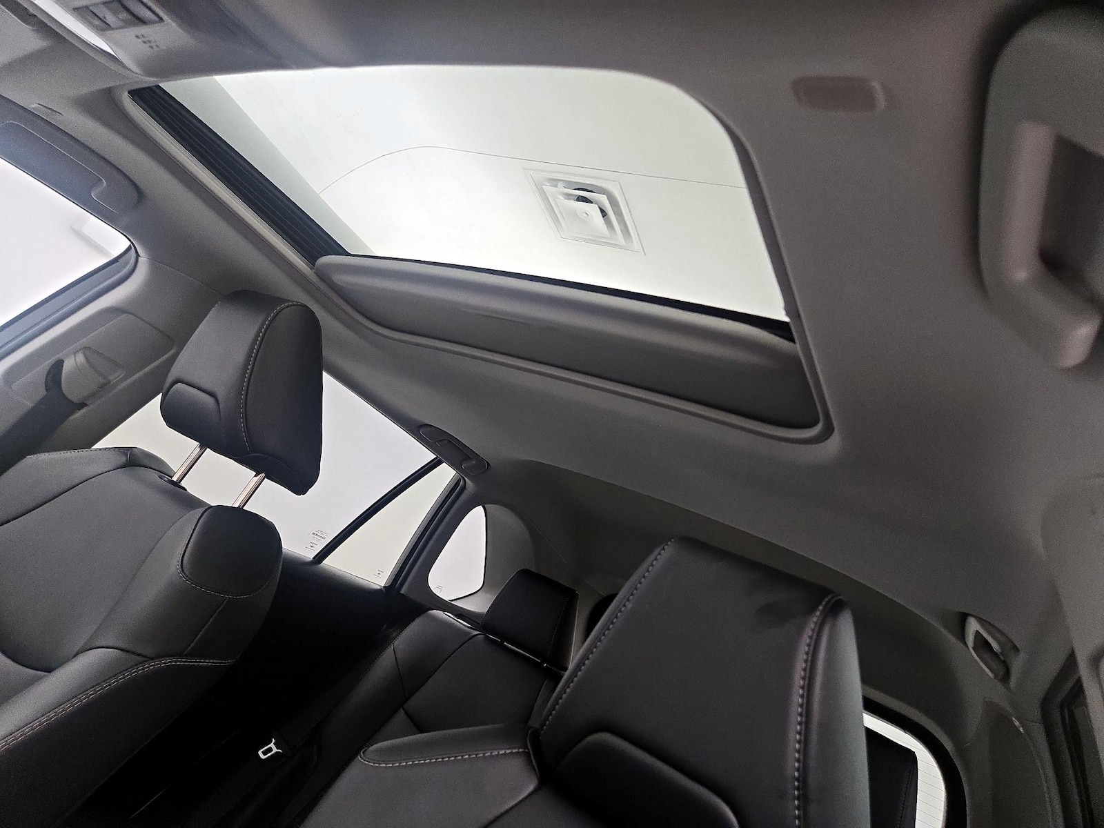 2025 Toyota RAV4 XLE Premium - Photo 20