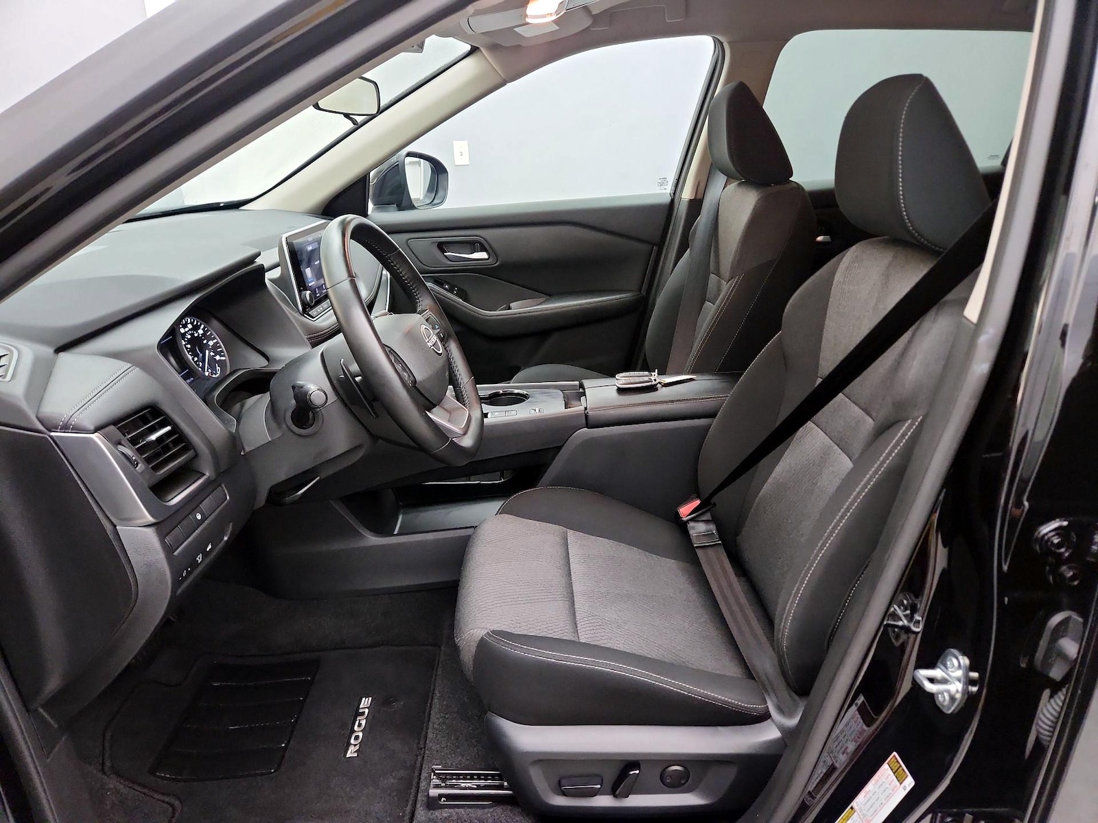Power Seat(s) & Side Airbags