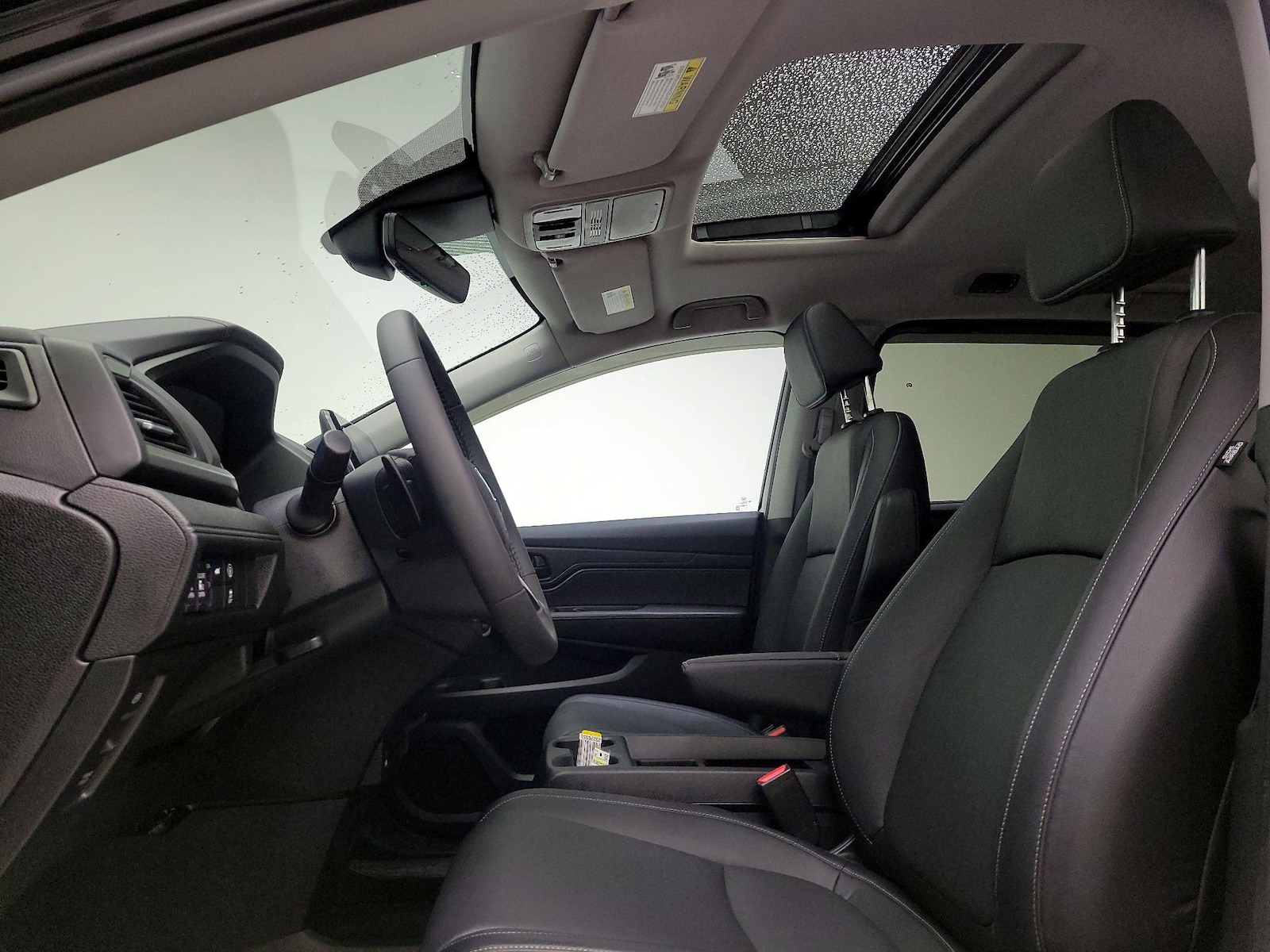 Sunroof(s) & Overhead Airbags