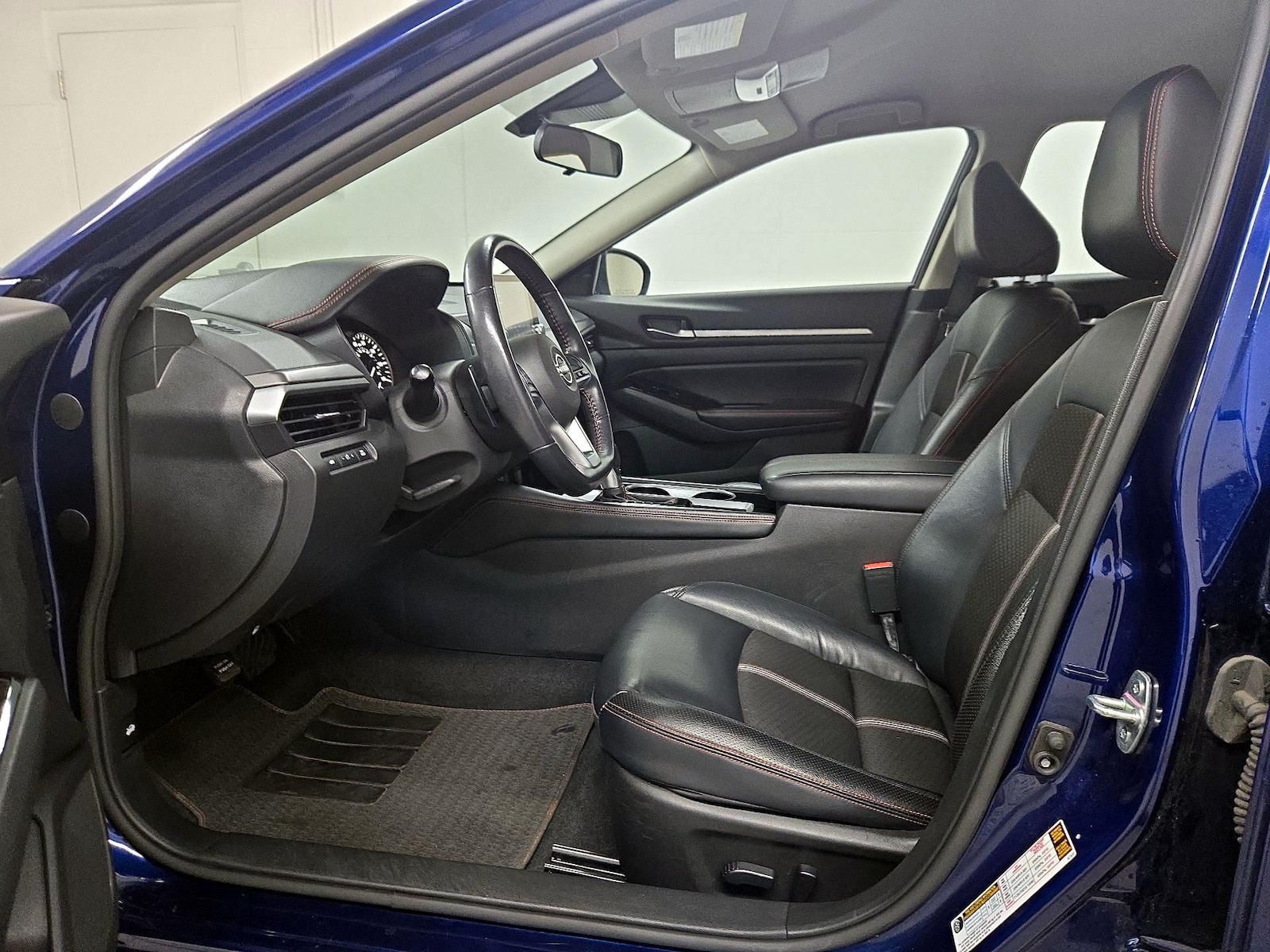 Power Seat(s) & Side Airbags