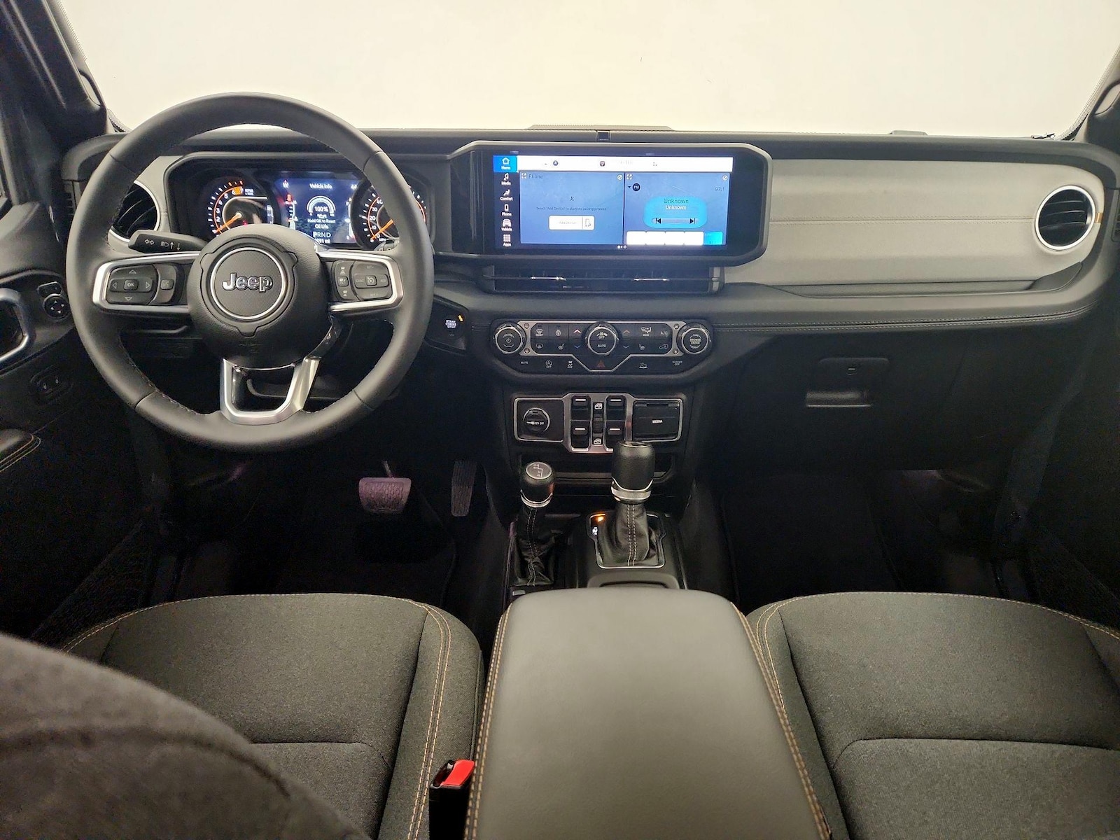 Apple CarPlay® & Android Auto™
