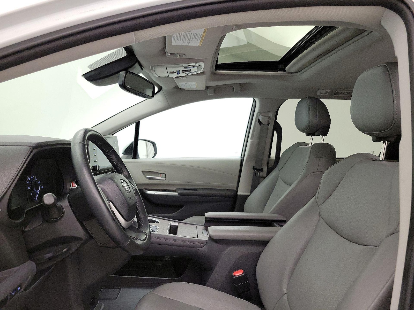 Sunroof(s) & Overhead Airbags