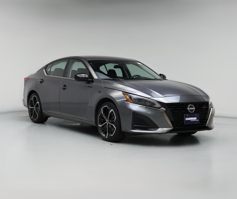 2024 Nissan Altima SR