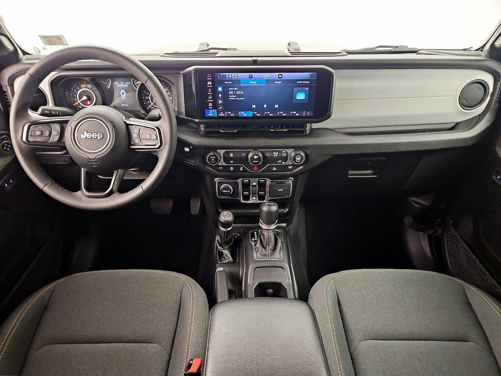 Apple CarPlay® & Android Auto™