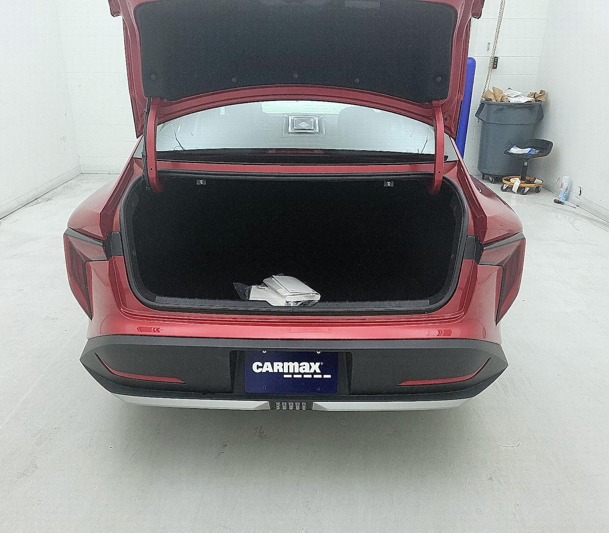 Trunk/Cargo (Seats Up)