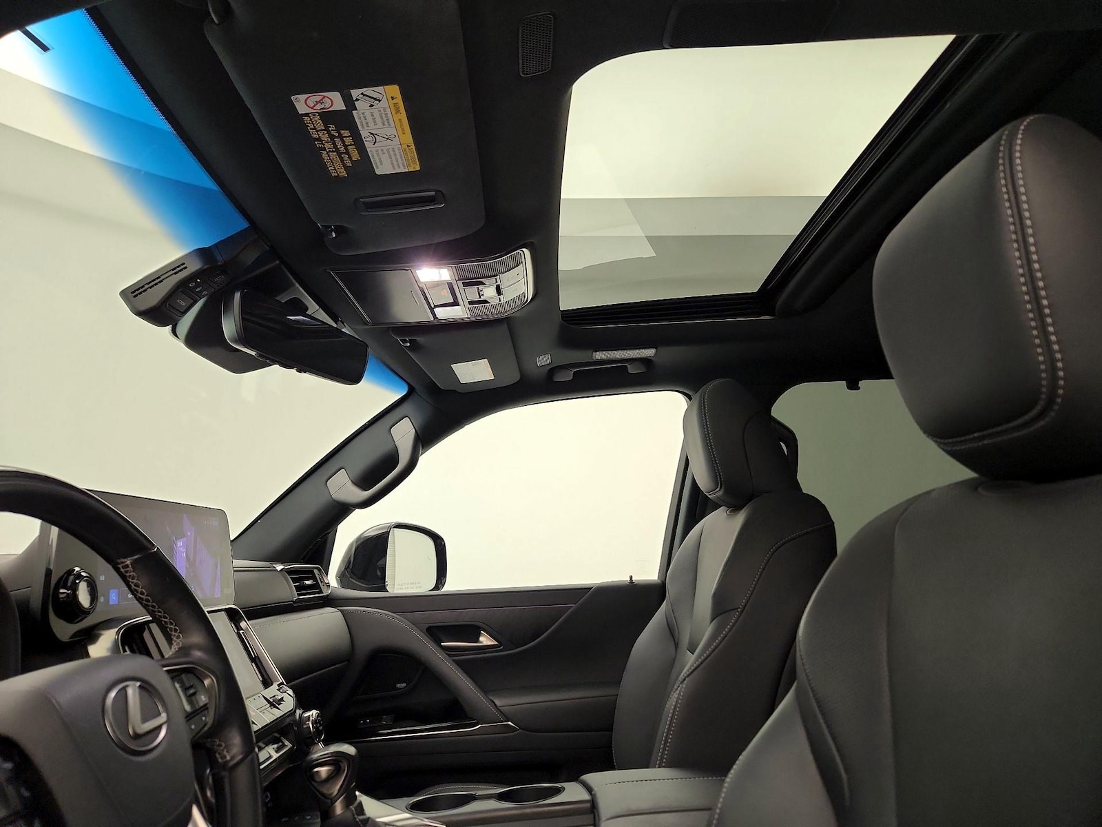 Sunroof(s) & Overhead Airbags