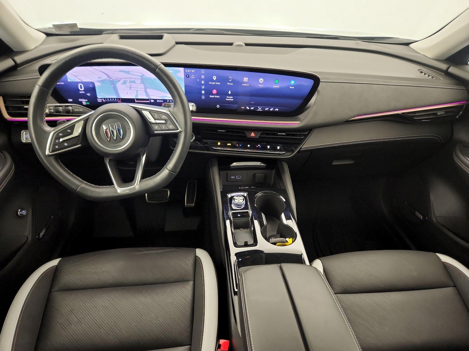 Apple CarPlay® & Android Auto™