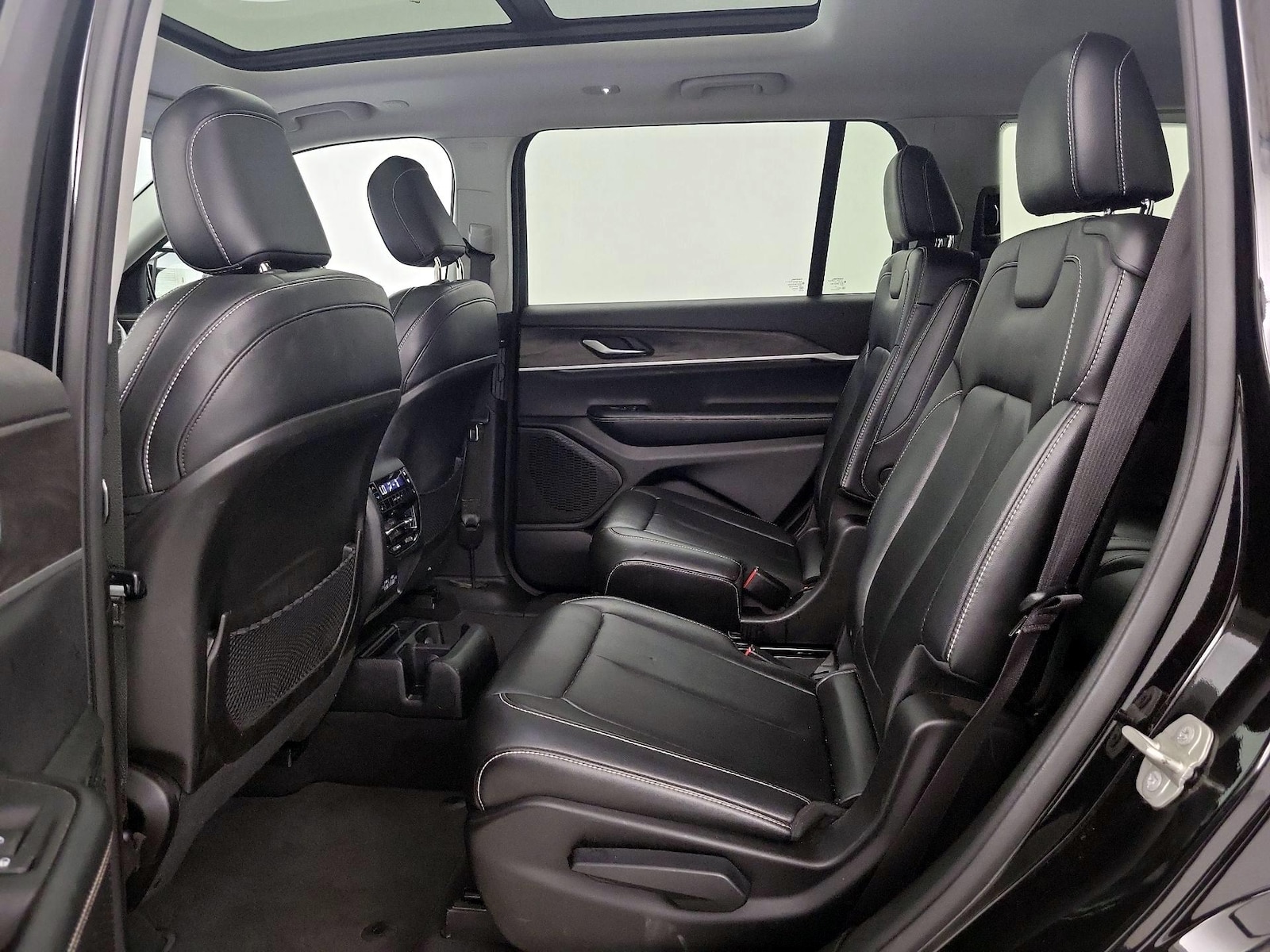 Rear Air Conditioning