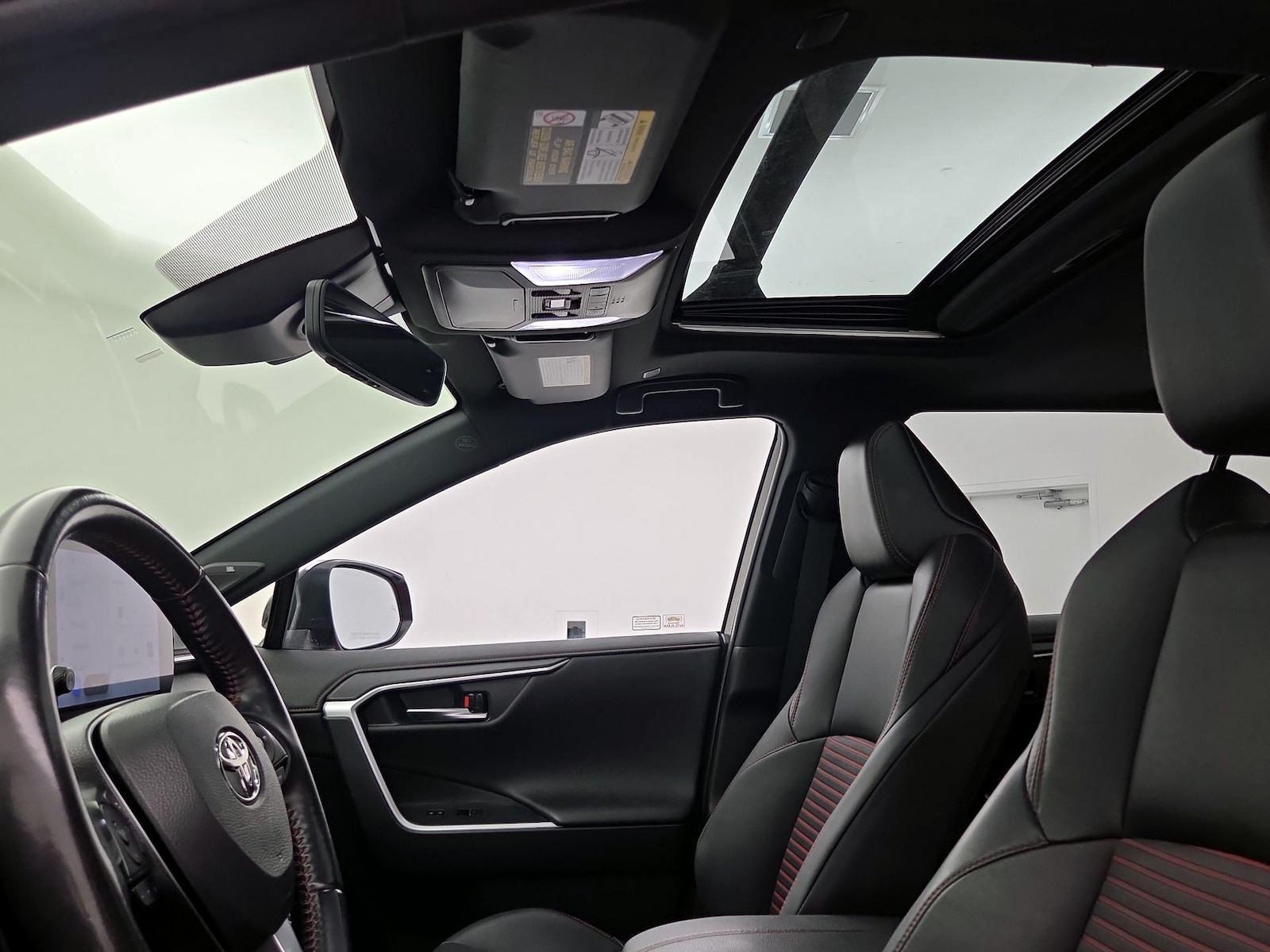 Sunroof(s) & Overhead Airbags