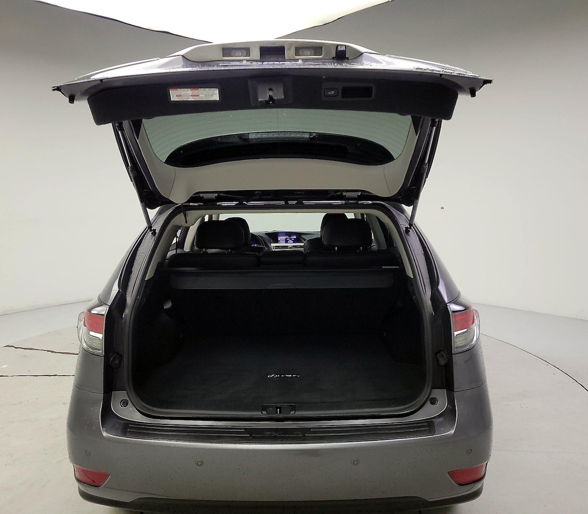 Trunk/Cargo (Seats Up)