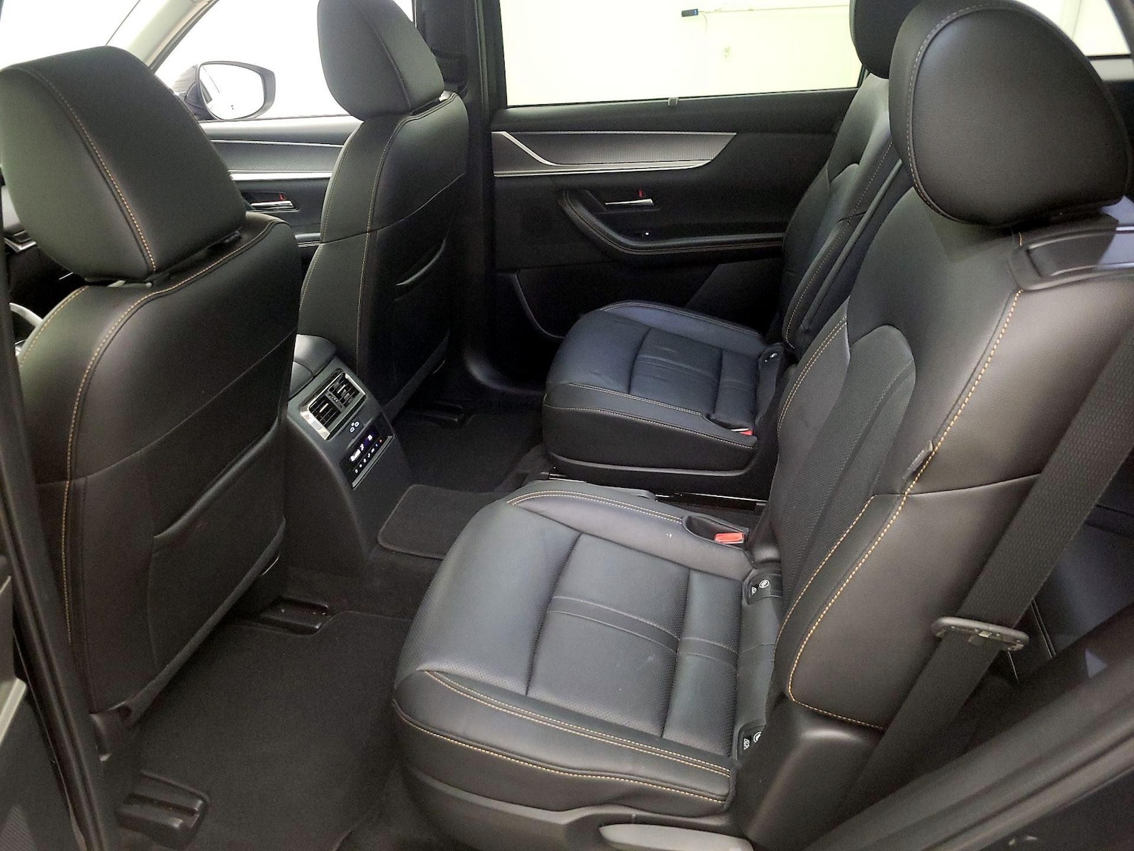 Rear Air Conditioning