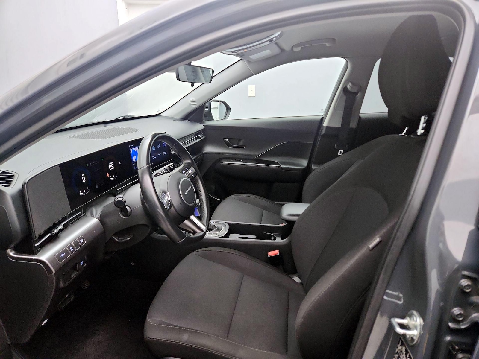 Power Seat(s) & Side Airbags