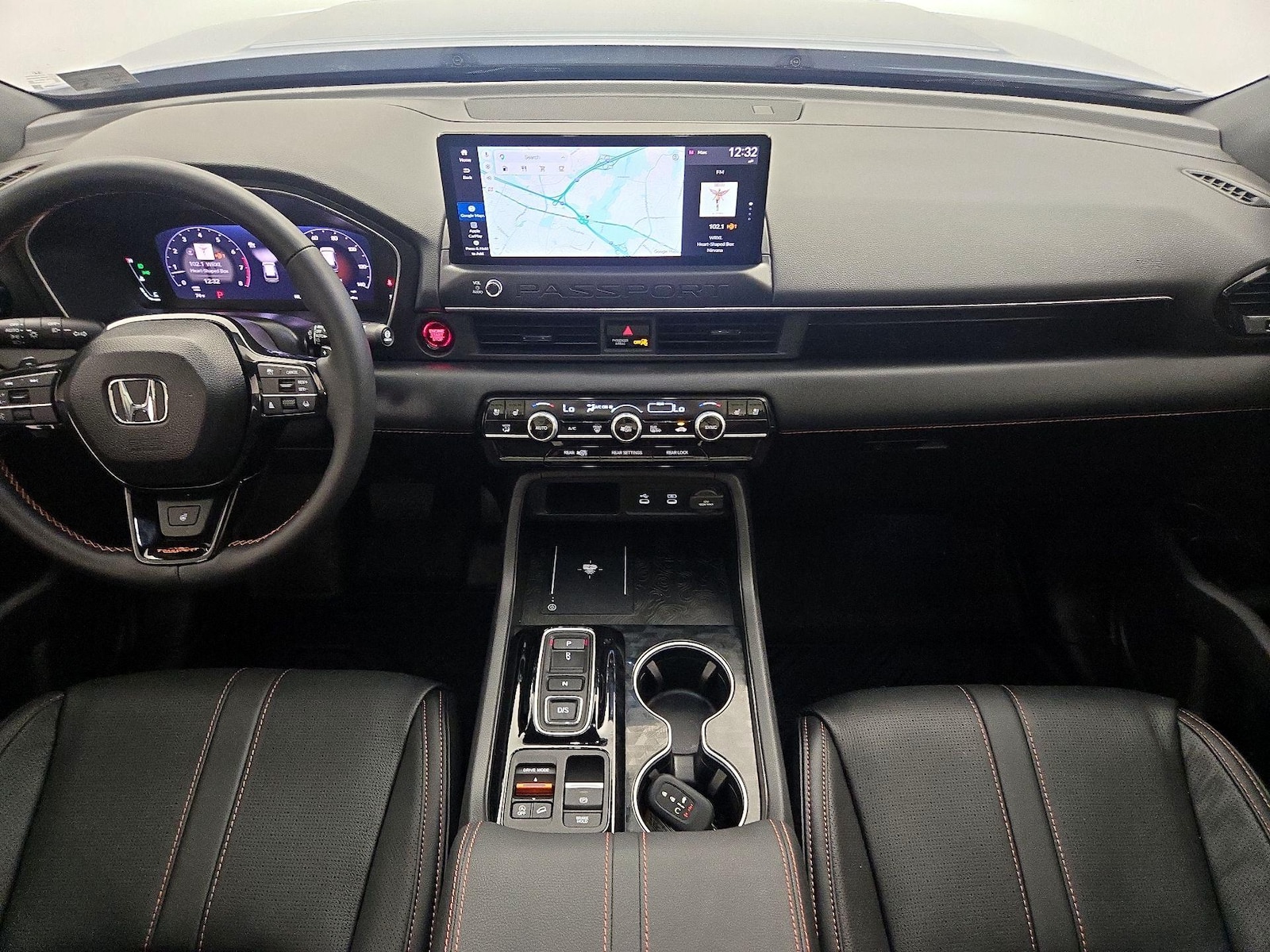 Apple CarPlay® & Android Auto™