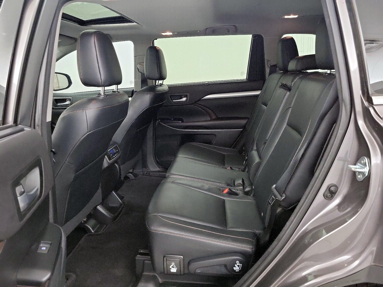 Rear Air Conditioning