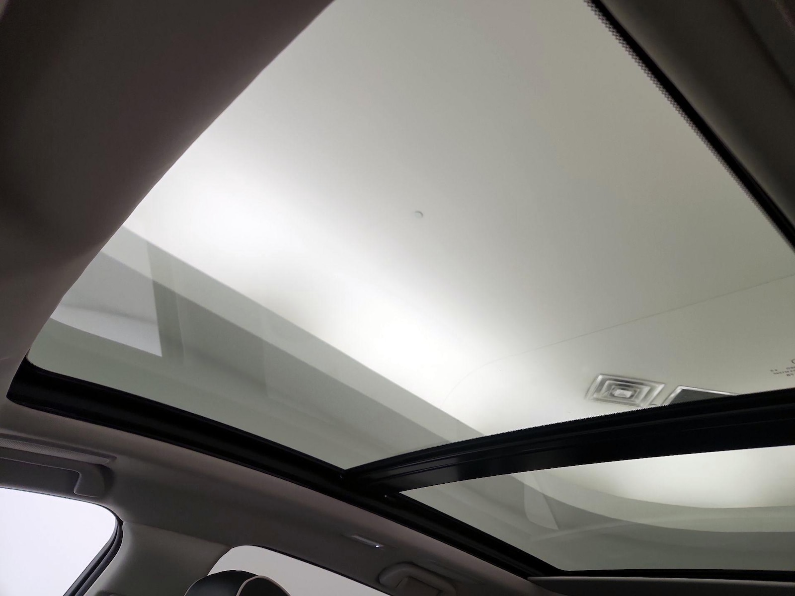 Panoramic Sunroof