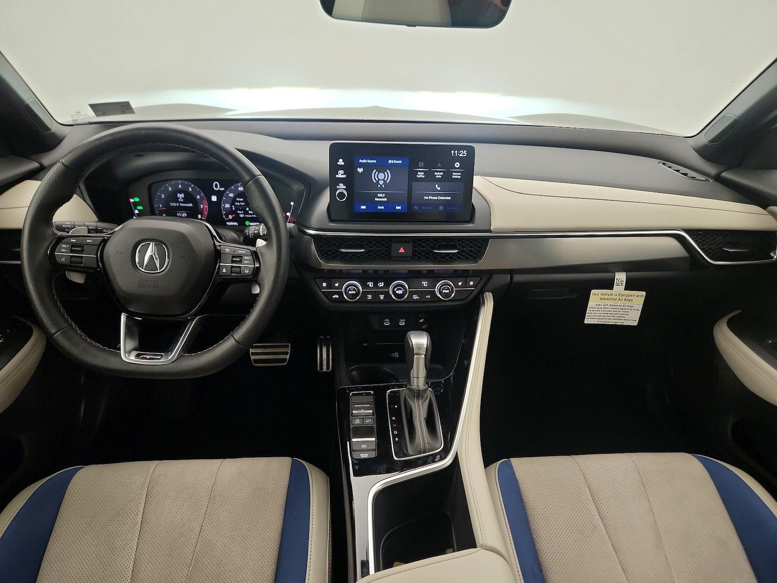 Apple CarPlay® & Android Auto™