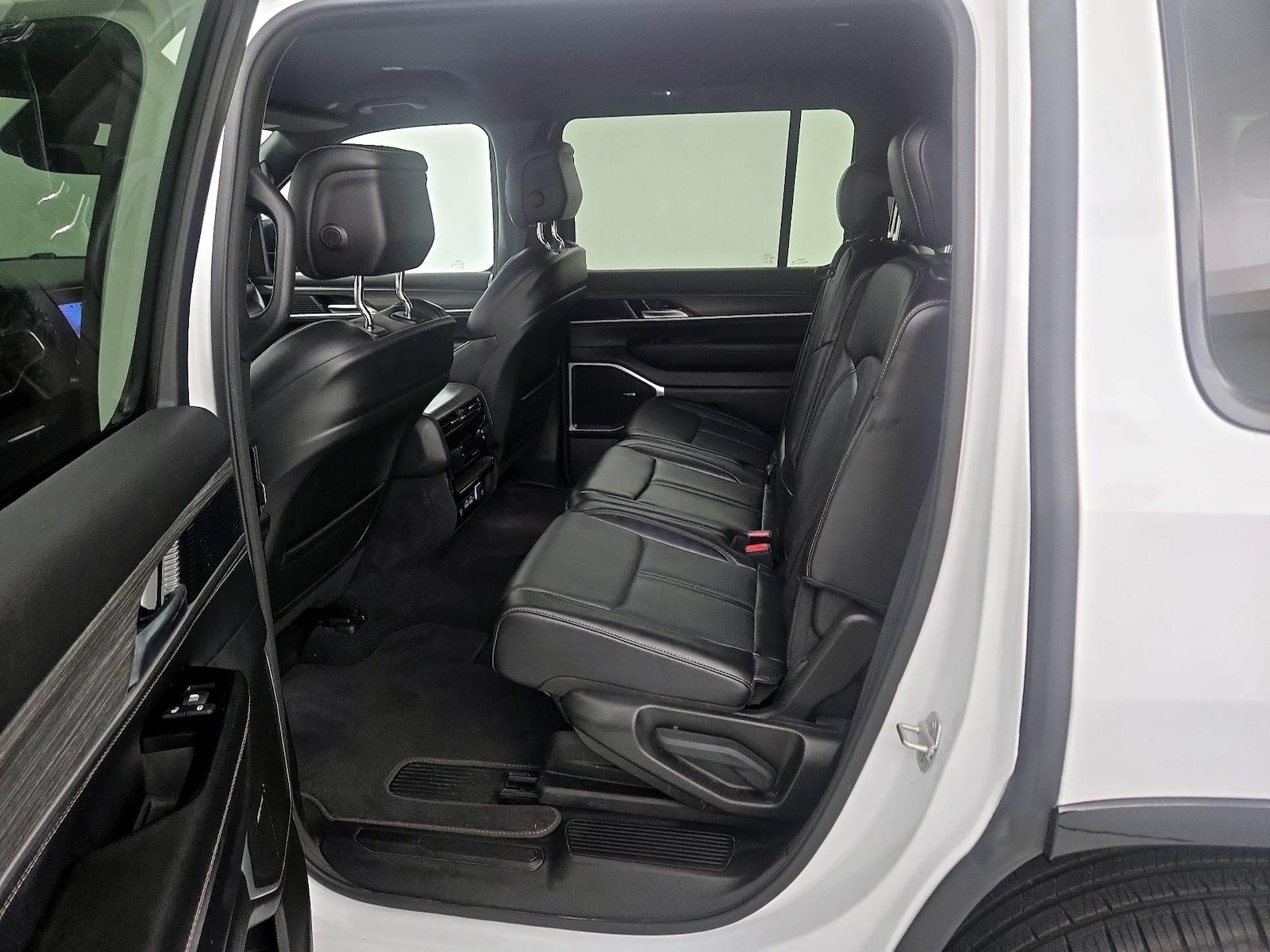 Rear Air Conditioning