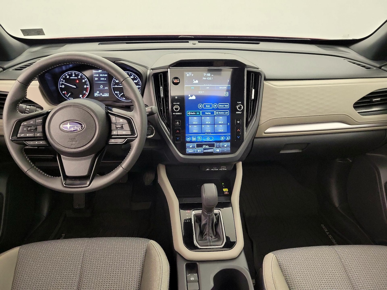 Apple CarPlay® & Android Auto™