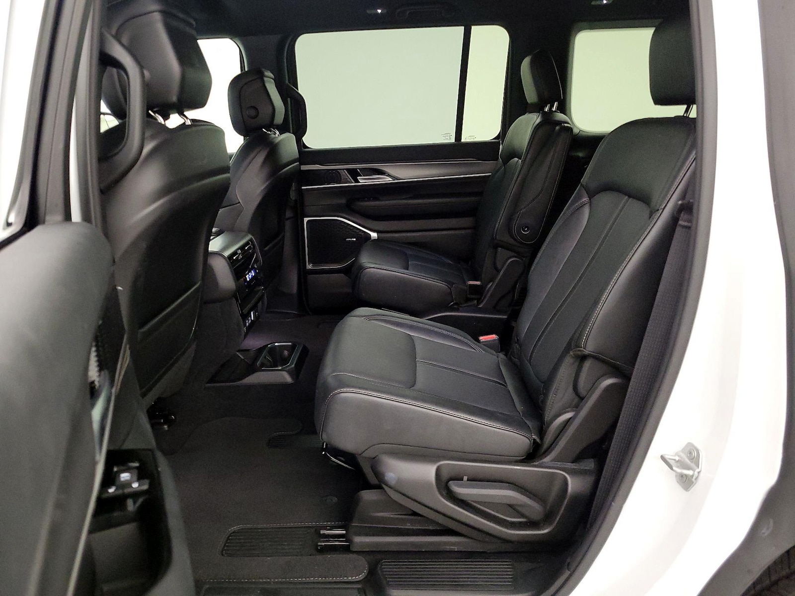 Rear Air Conditioning