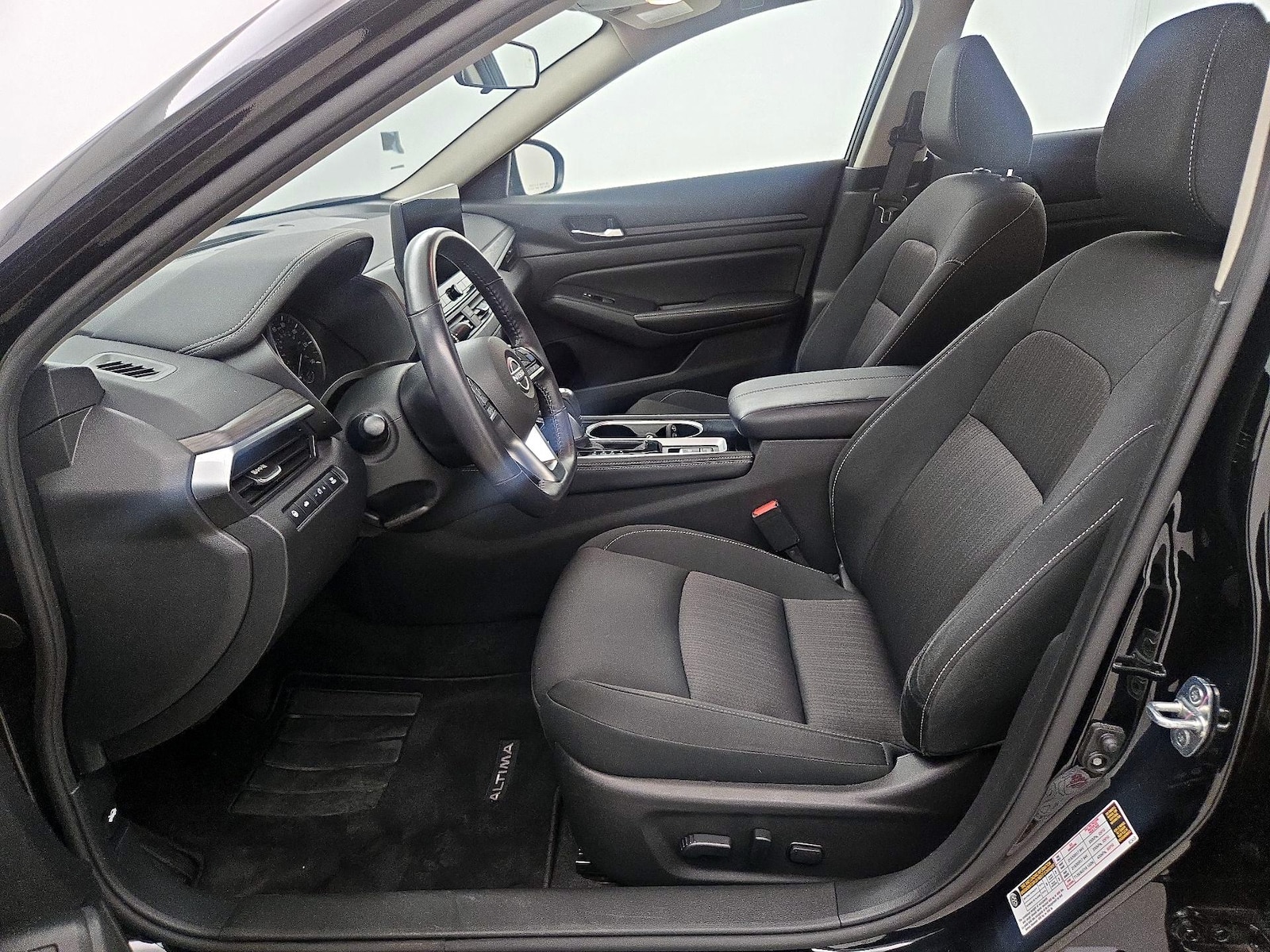 Power Seat(s) & Side Airbags