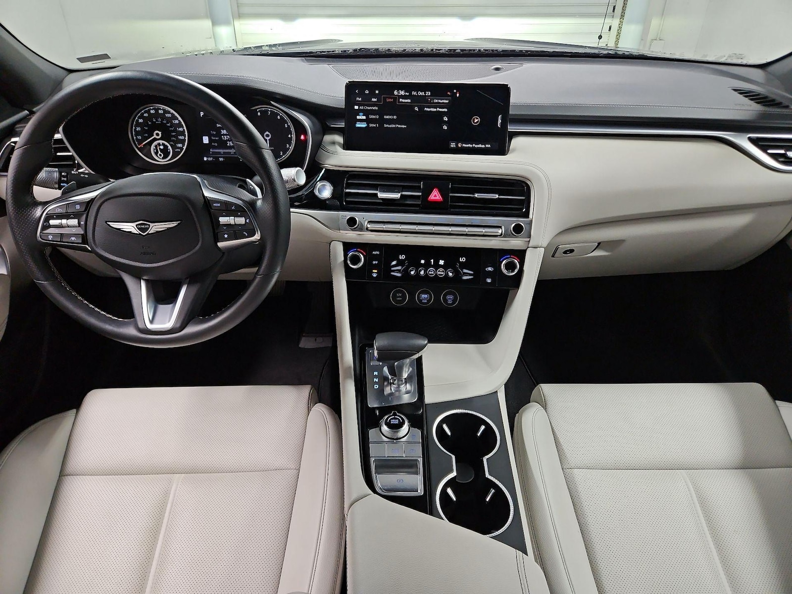 Apple CarPlay® & Android Auto™