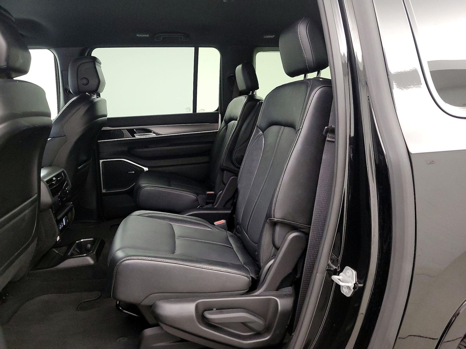 Rear Air Conditioning