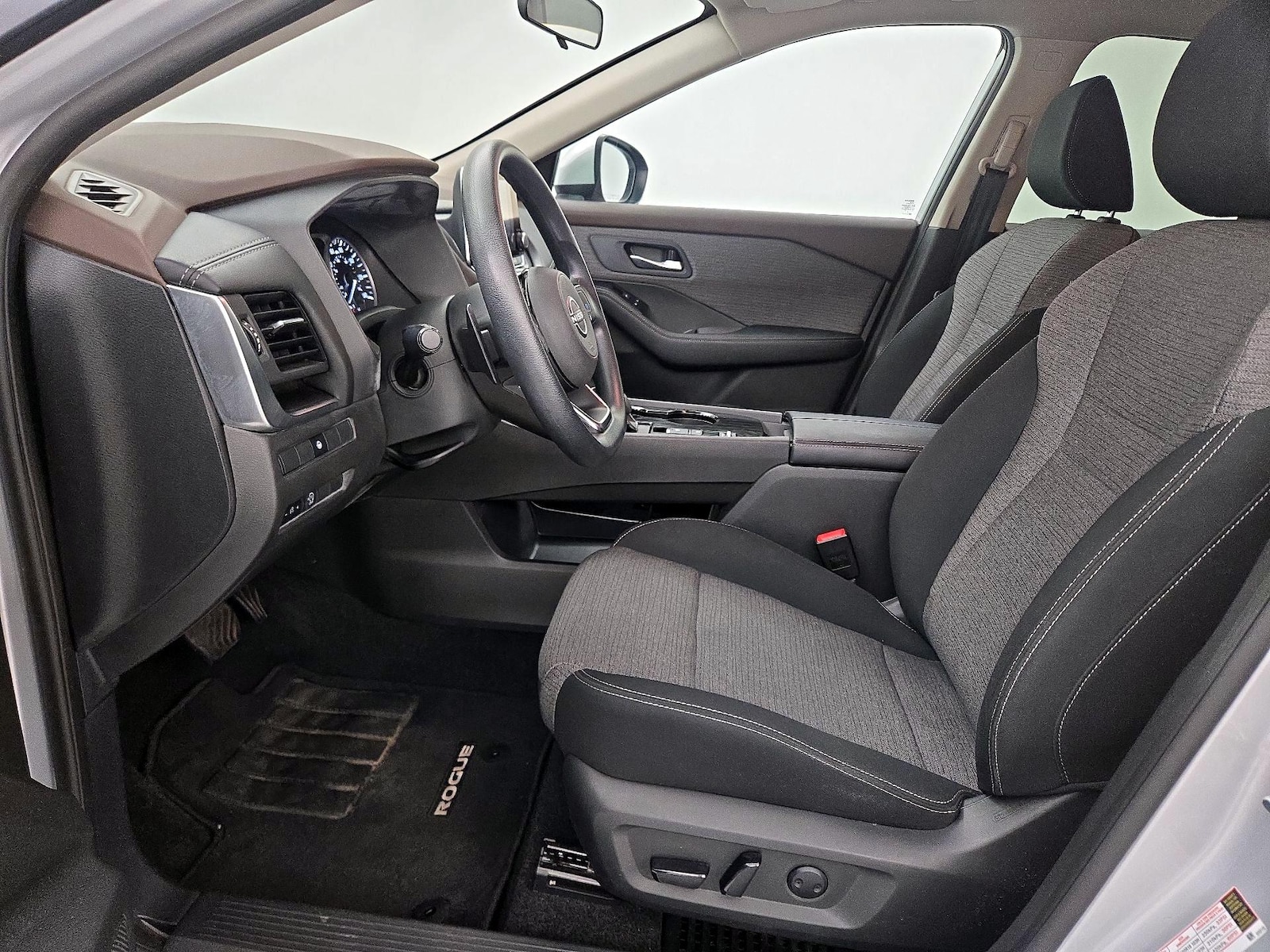 Power Seat(s) & Side Airbags
