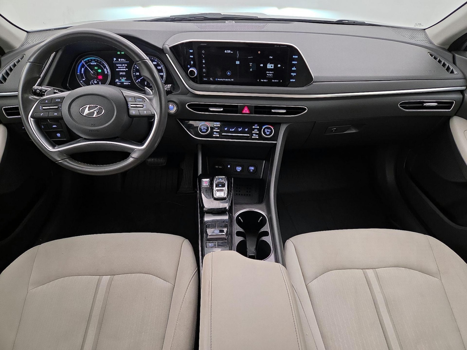 Apple CarPlay® & Android Auto™