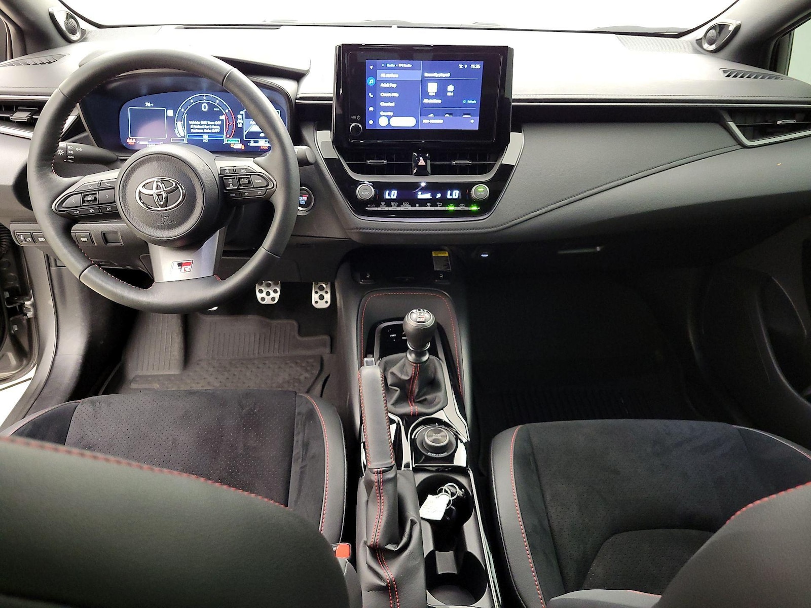 Apple CarPlay® & Android Auto™
