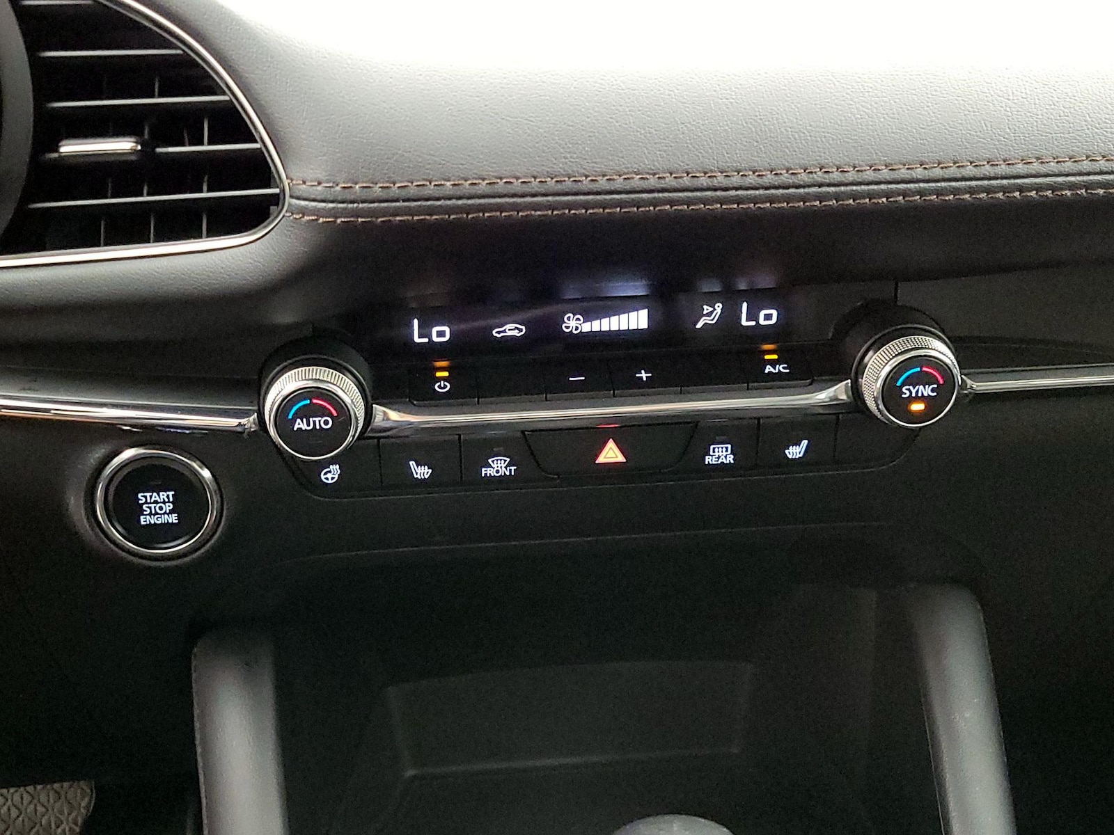 2023 Mazda Mazda3 Premium Plus - Photo 16