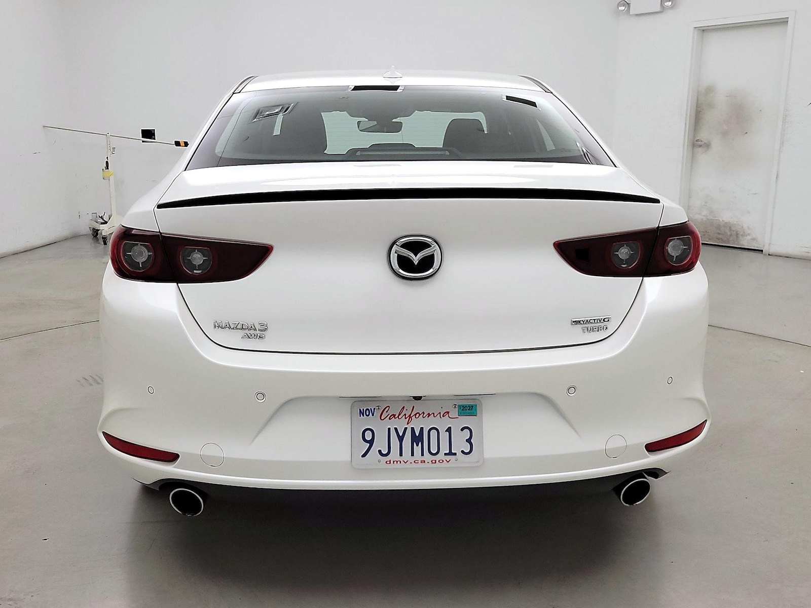 2023 Mazda Mazda3 Premium Plus - Photo 6