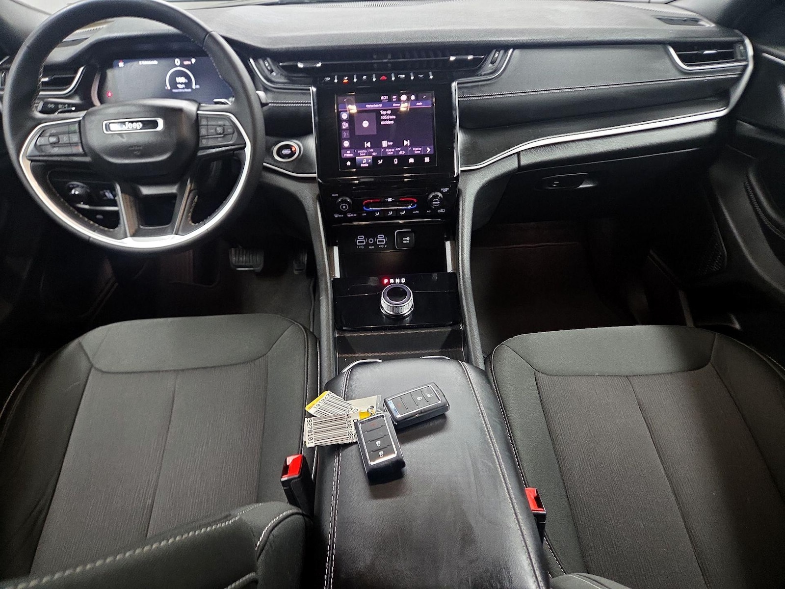 Apple CarPlay® & Android Auto™