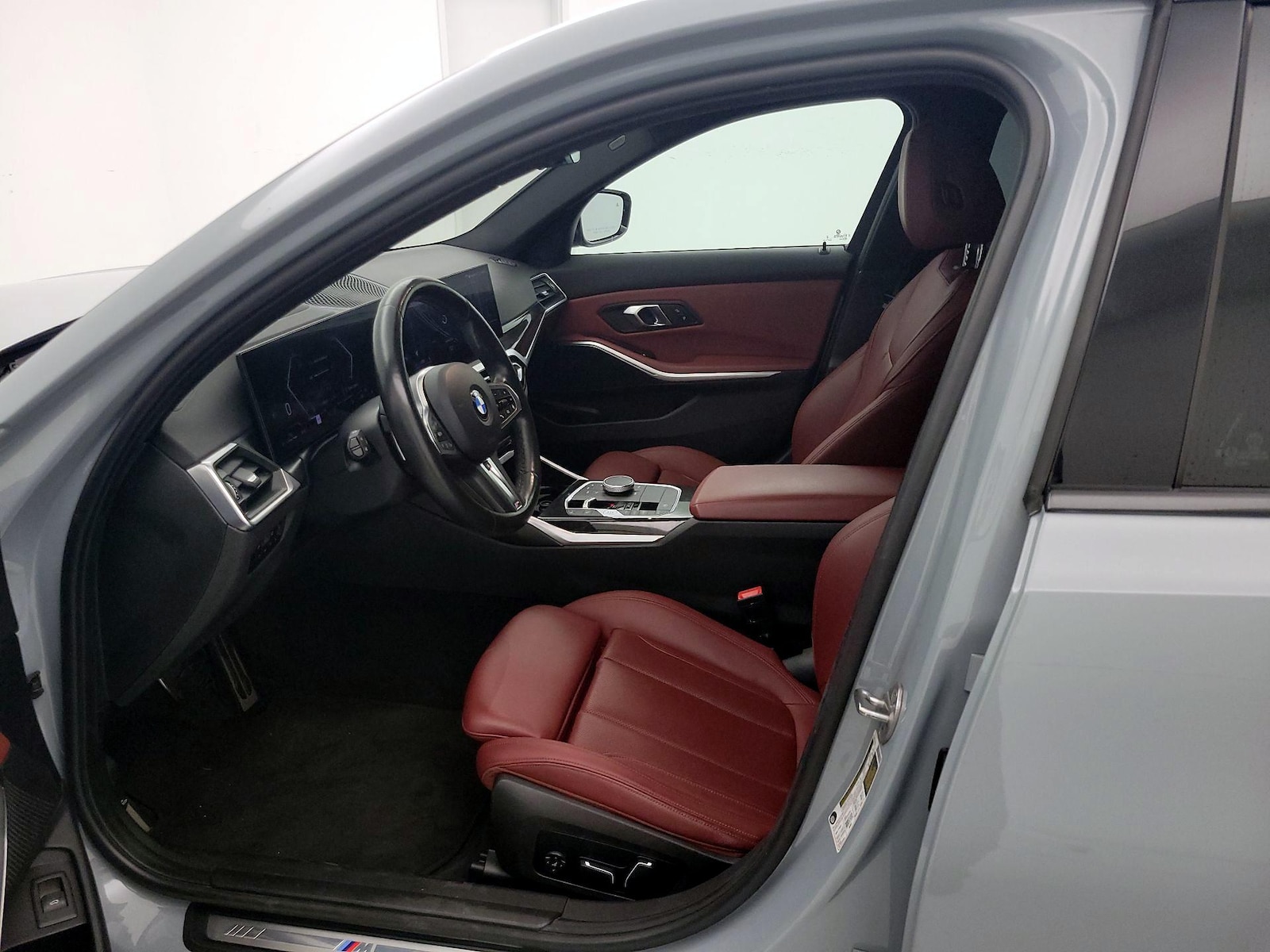 Power Seat(s) & Side Airbags