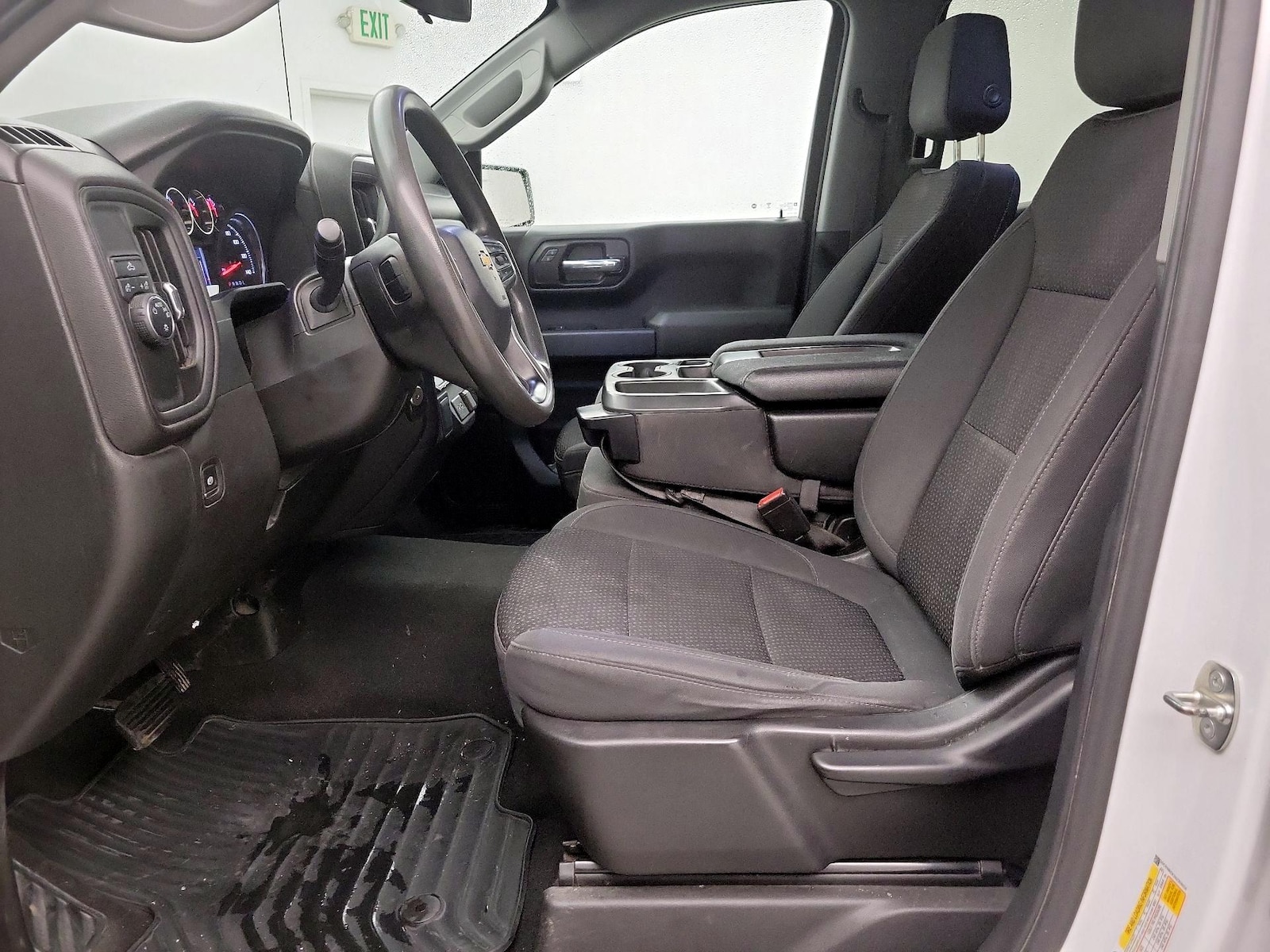 Power Seat(s) & Side Airbags