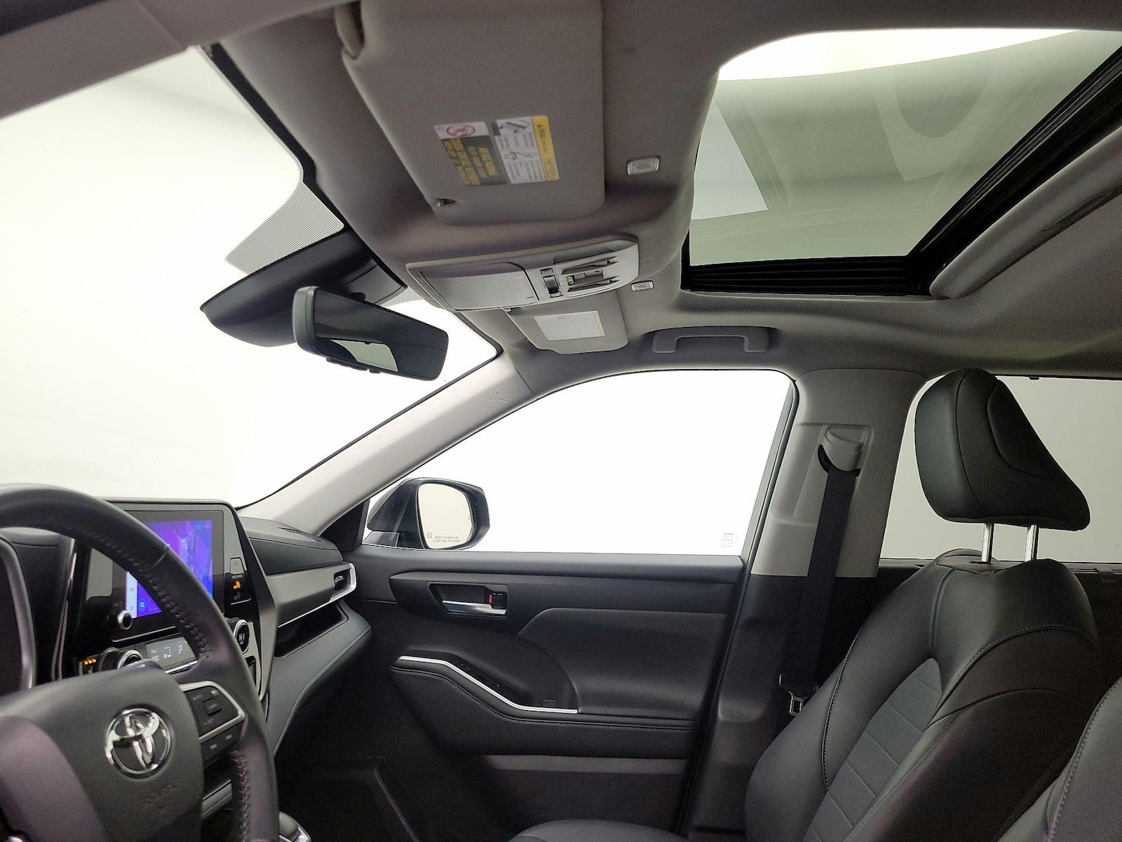 Sunroof(s) & Overhead Airbags