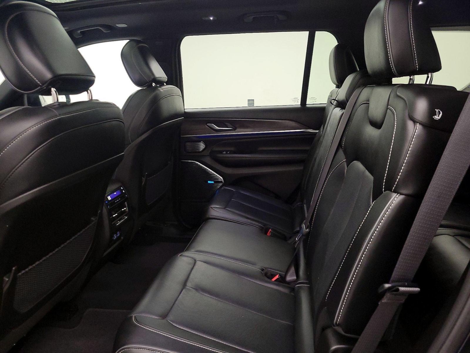 Rear Air Conditioning