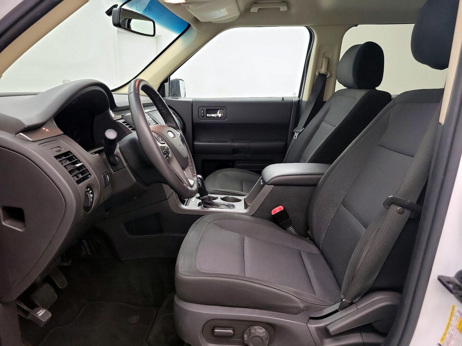 Power Seat(s) & Side Airbags